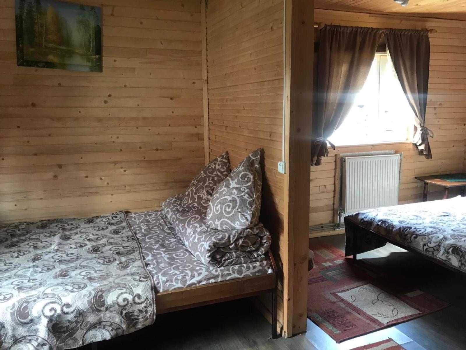 У Олега Hotel Verkhne-Studënyy Exterior foto