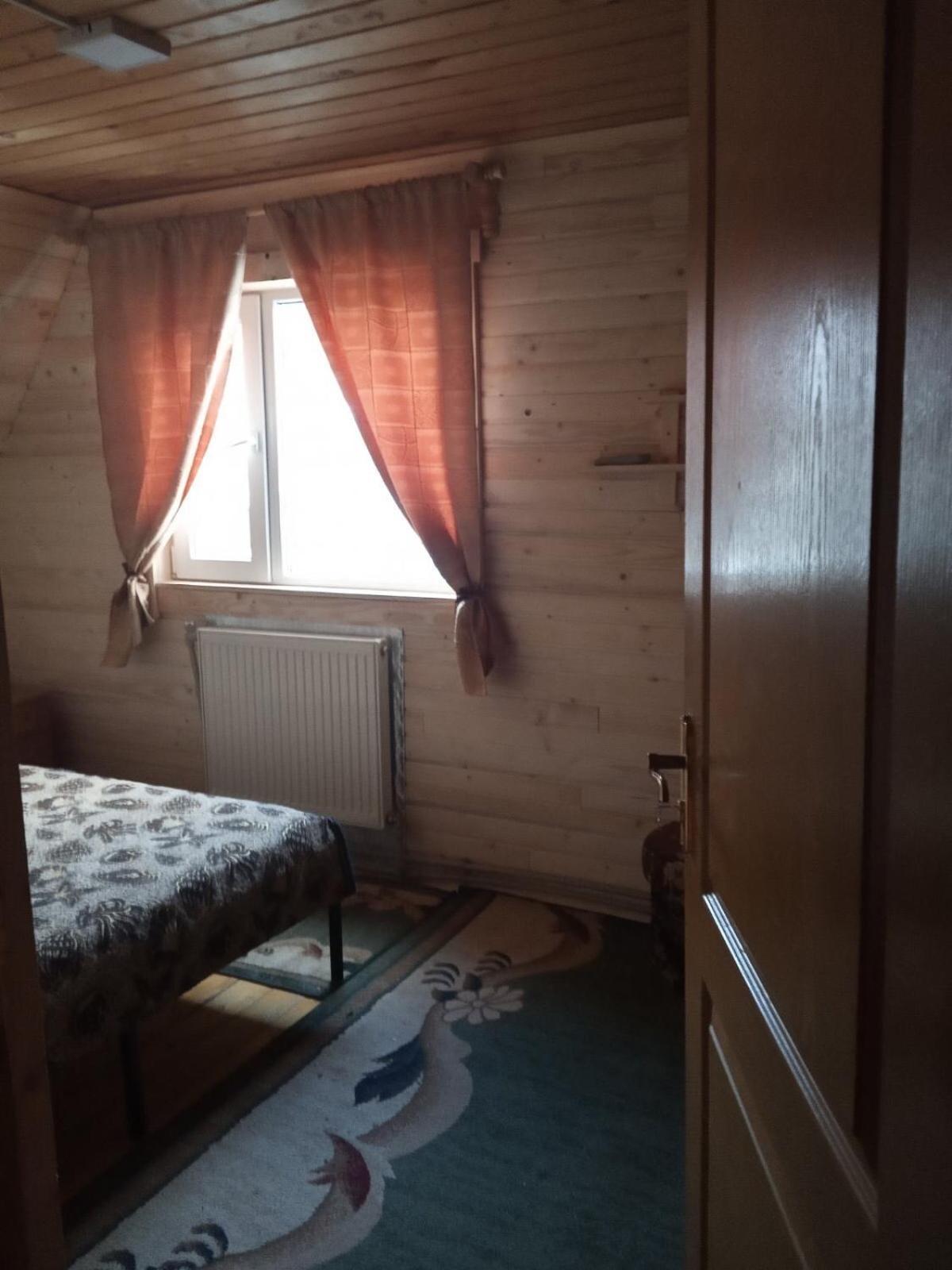 У Олега Hotel Verkhne-Studënyy Exterior foto