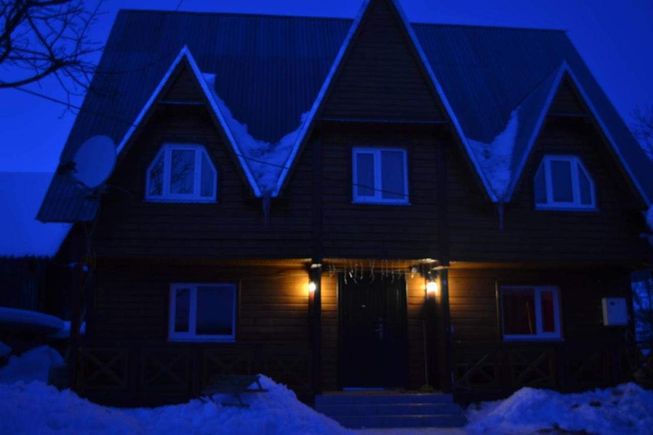 У Олега Hotel Verkhne-Studënyy Exterior foto